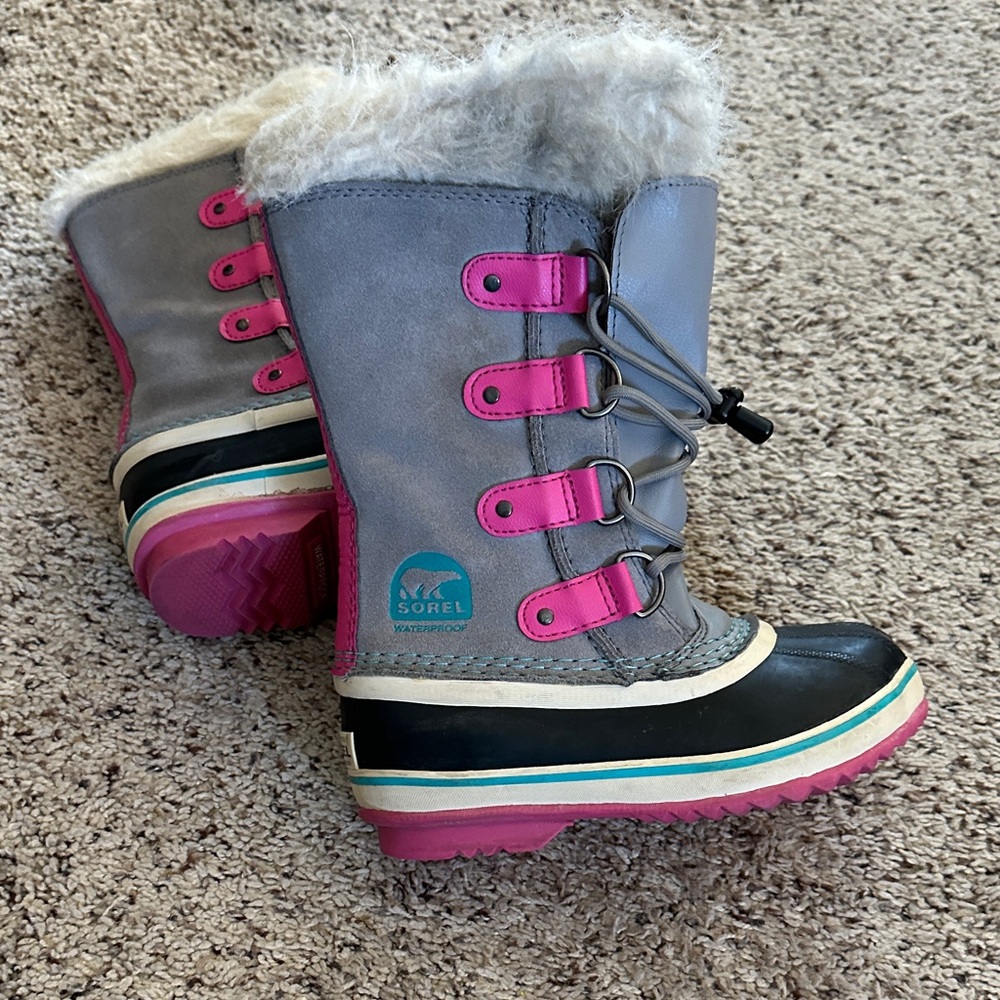 Sorel Kids' Boots with Pink and Gray